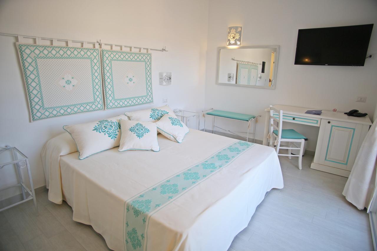 Hotel Regina Simius Villasimius Extérieur photo