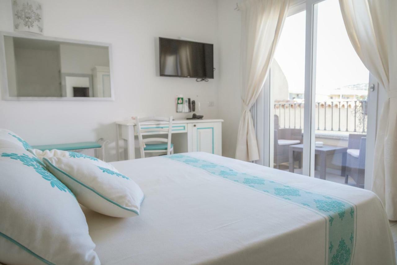 Hotel Regina Simius Villasimius Extérieur photo